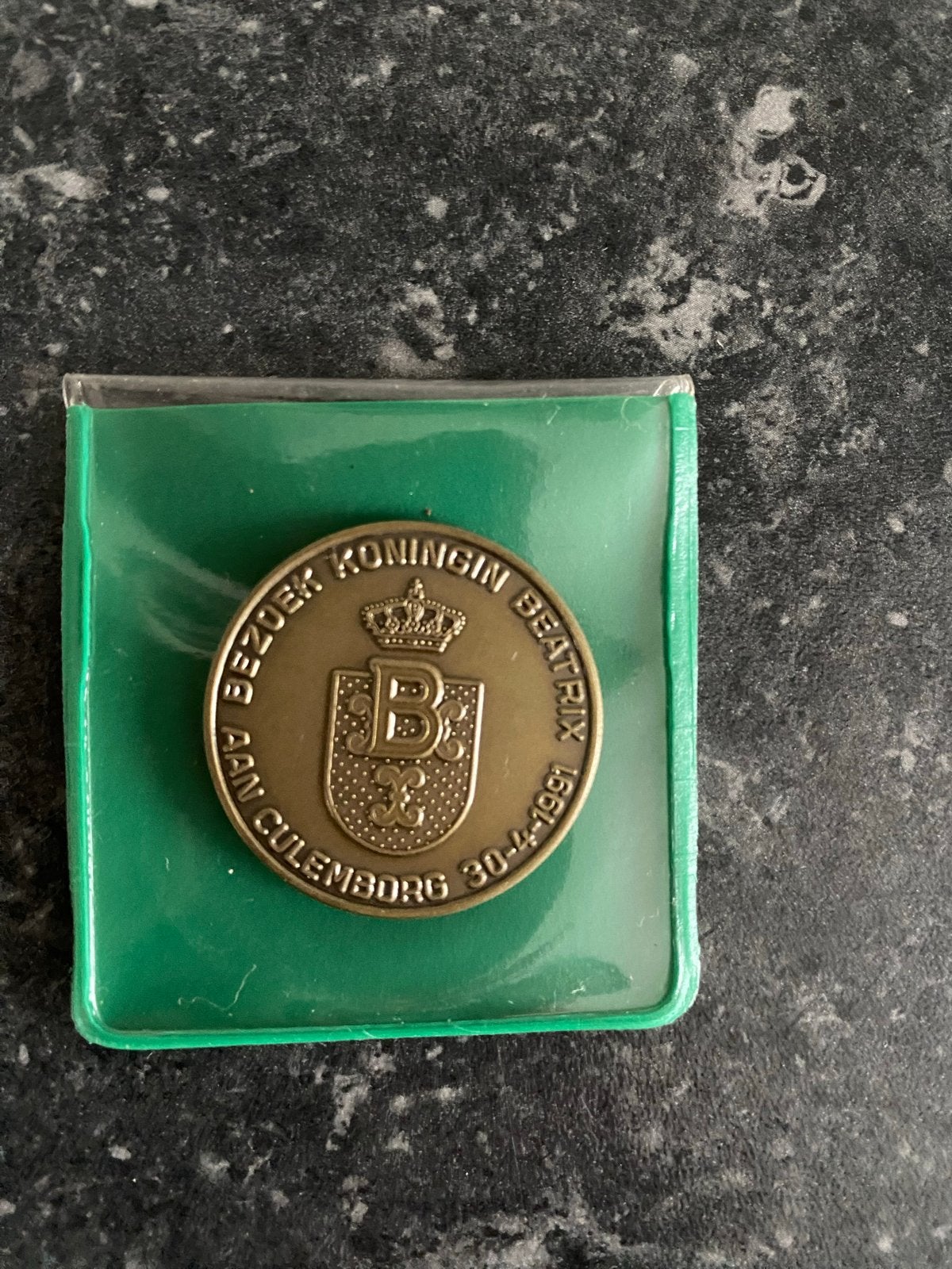 Herdenkingsmunt bezoek Koningin Beatrix Culemborg 1991, Ophalen of Verzenden, Brons, Nederland