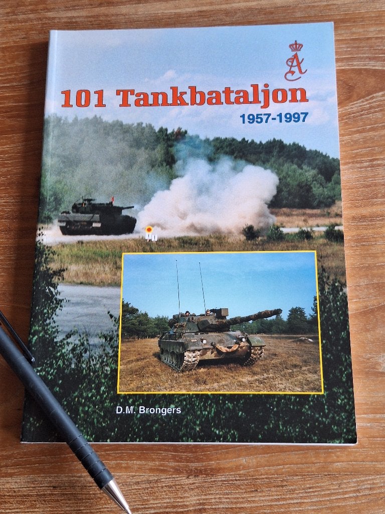 101 Tankbataljon 1957-1997, Ophalen of Verzenden, Tweede Wereldoorlog, Zo goed als nieuw, Overige onderwerpen