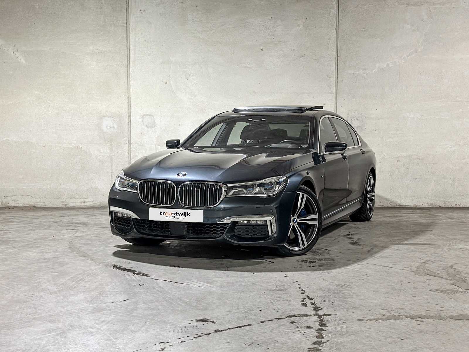 BMW 750Li xDrive High Executive 4.4 V8 7-serie G12 449pk 201, Auto's, Automaat, Gebruikt, Euro 6, 4395 cc
