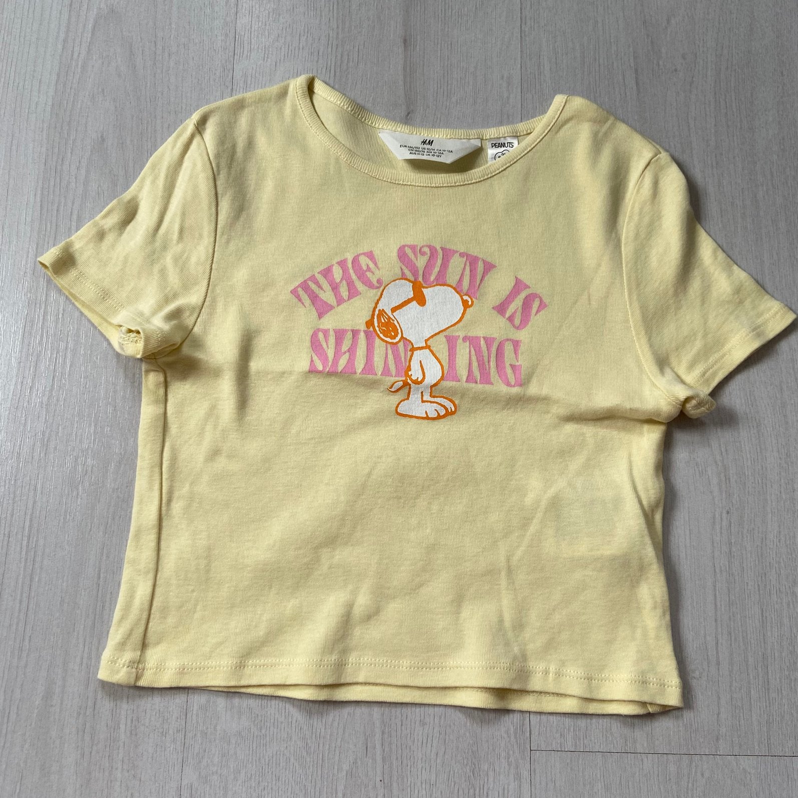 gele H&M top met Snoopy mt 146-152, Verzenden, Meisje, Shirt of Longsleeve