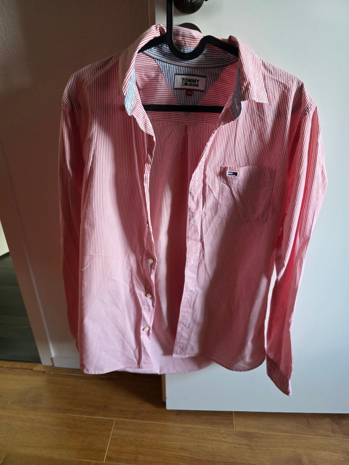 Tommy Jeans gestreept overhemd - XS, Ophalen, Halswijdte 38 (S) of kleiner, Zo goed als nieuw, Tommy Jeans