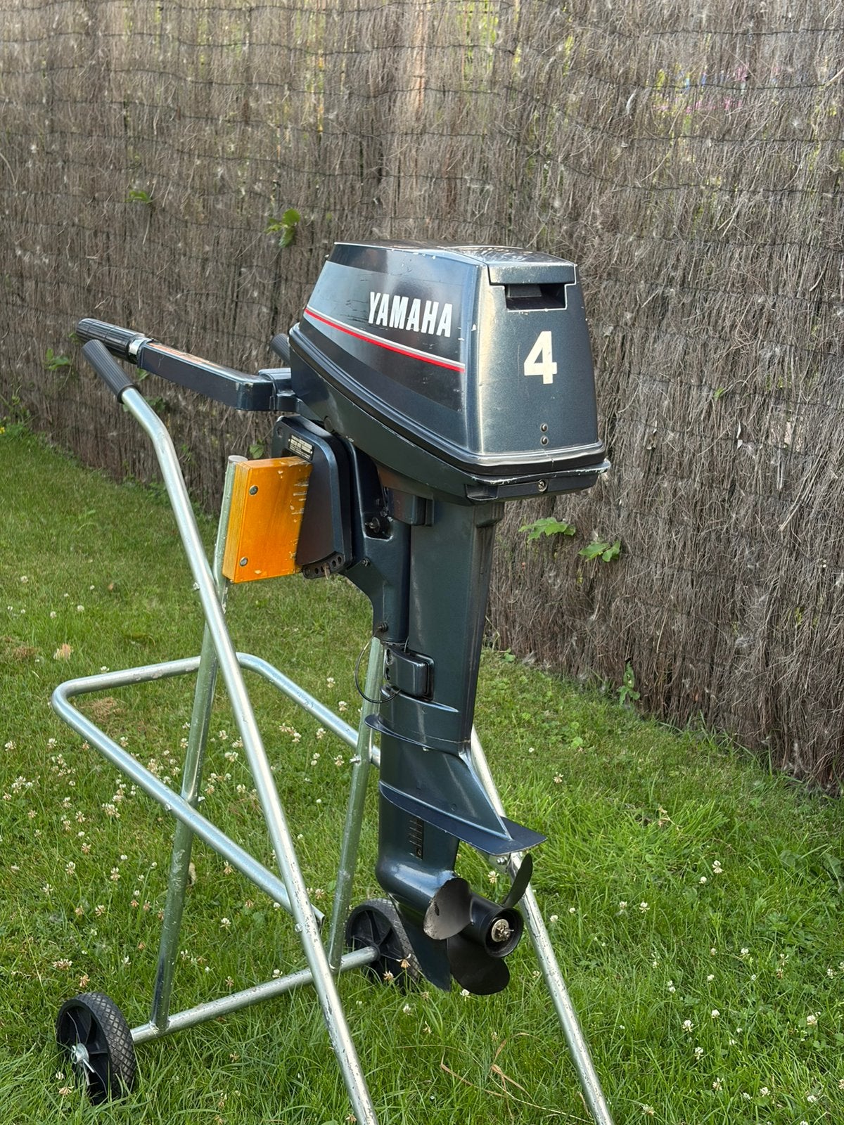 Geweldige Yamaha 6 pk 2 takt kortstaart buitenboordmotor, Watersport en Boten, Ophalen, 5 tot 10 pk, Zo goed als nieuw, Buitenboordmotor