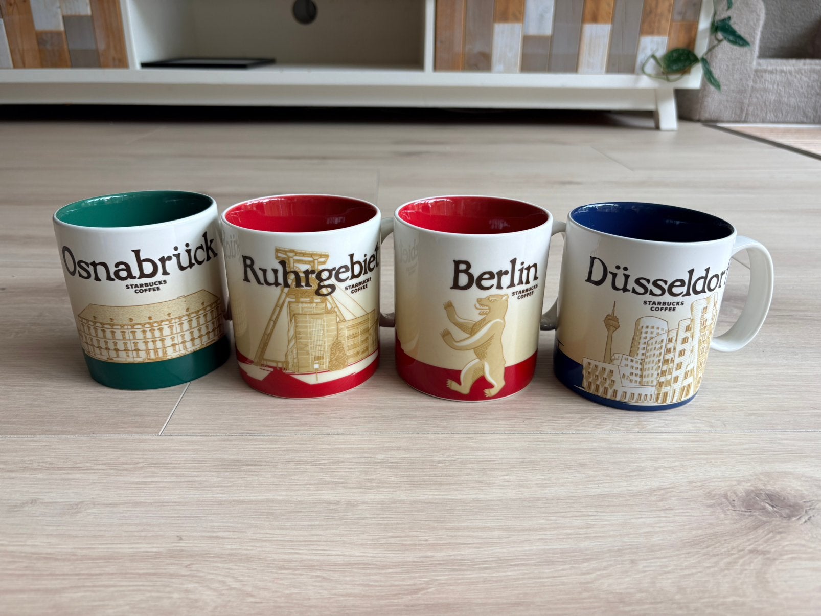 starbucks mokken - Osnabrück, Ruhrgebied, Berlin, Düsseldorf, Ophalen of Verzenden, Zo goed als nieuw