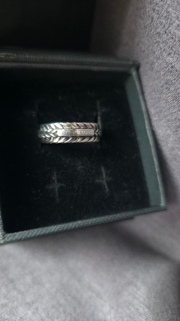 Stoere zilveren ring van Buddha to Buddha. Mt 20., Sieraden, Tassen en Uiterlijk, Ringen, 20 of groter, Ophalen of Verzenden, Zo goed als nieuw
