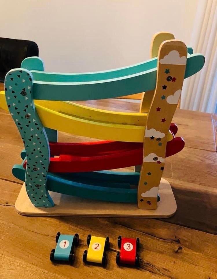 Houten autobaan met 3 auto's, Ophalen, Gebruikt, Jongen of Meisje