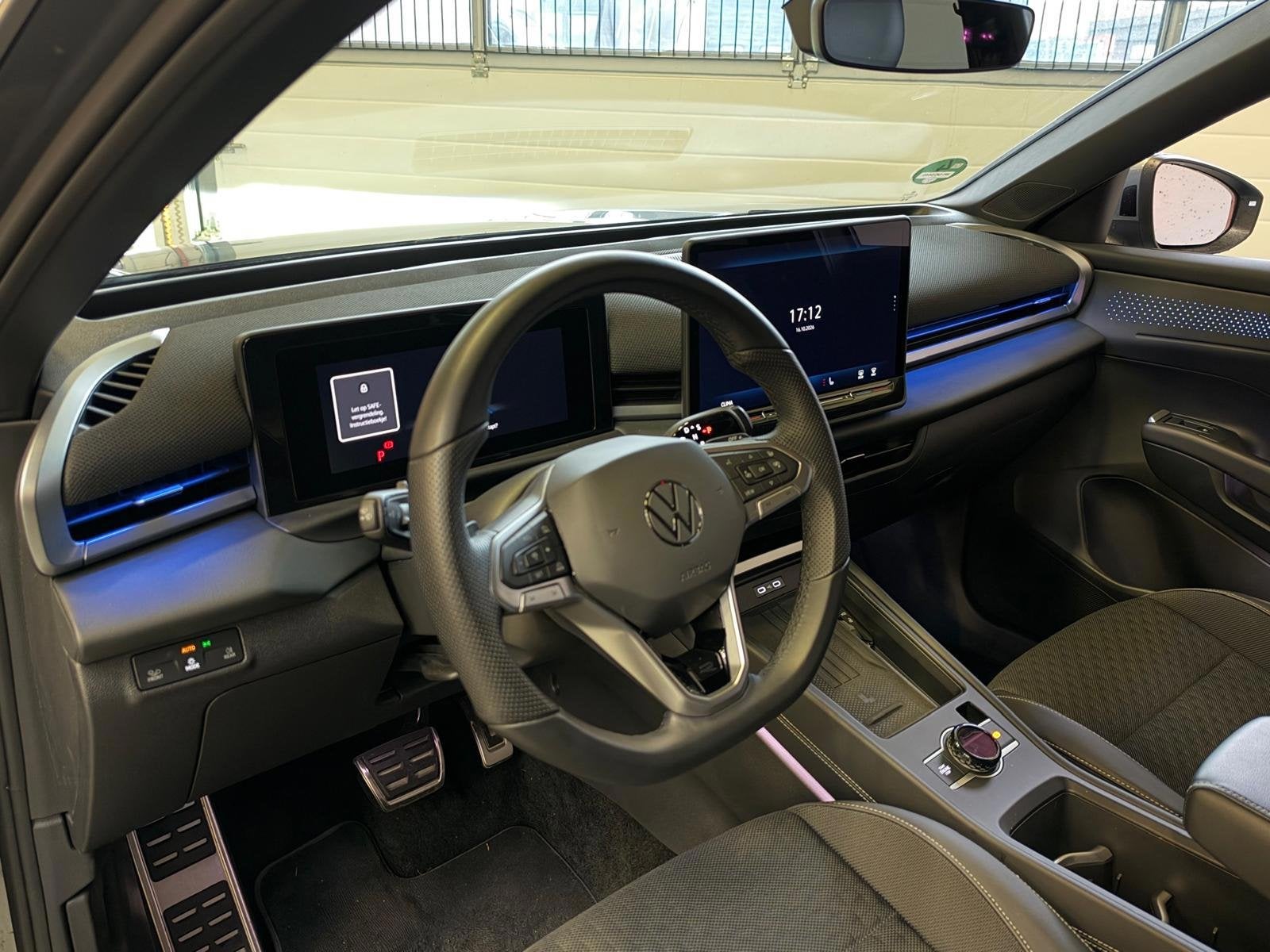 Volkswagen T-ROC 1.5 eTsi Style First Edition Apple Carplay,, Auto's, 730 kg, 1498 cc, 4 cilinders, 150 pk
