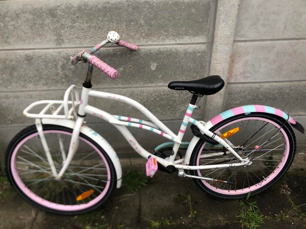Vrolijke Meisjesfiets wit met voorrek 24 inch, Ophalen, Gebruikt, 24 inch