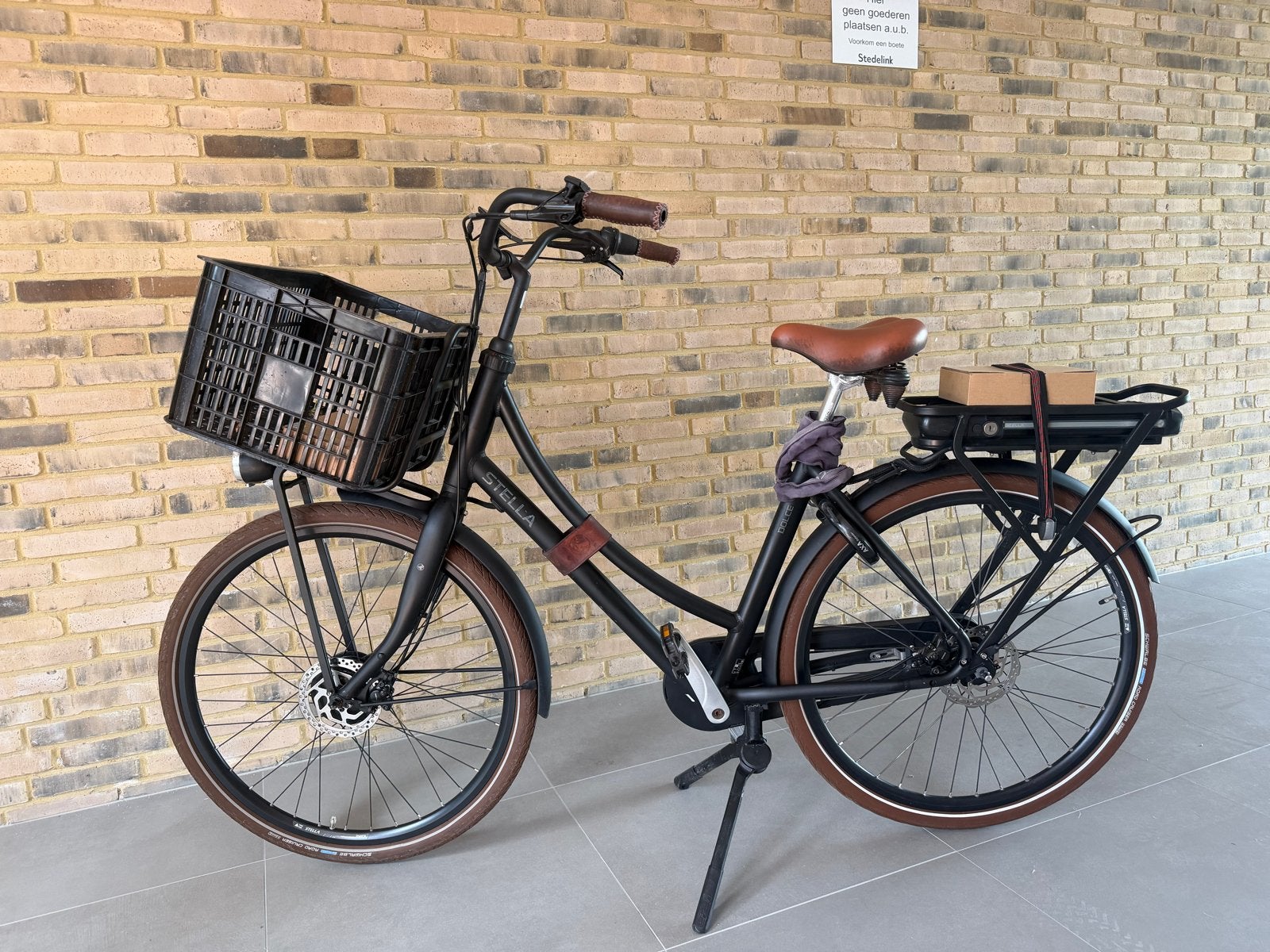 Stella Dolce E-bike met mand en 7 versnellingen, Gebruikt, Versnellingen, 0 zitjes, Ophalen