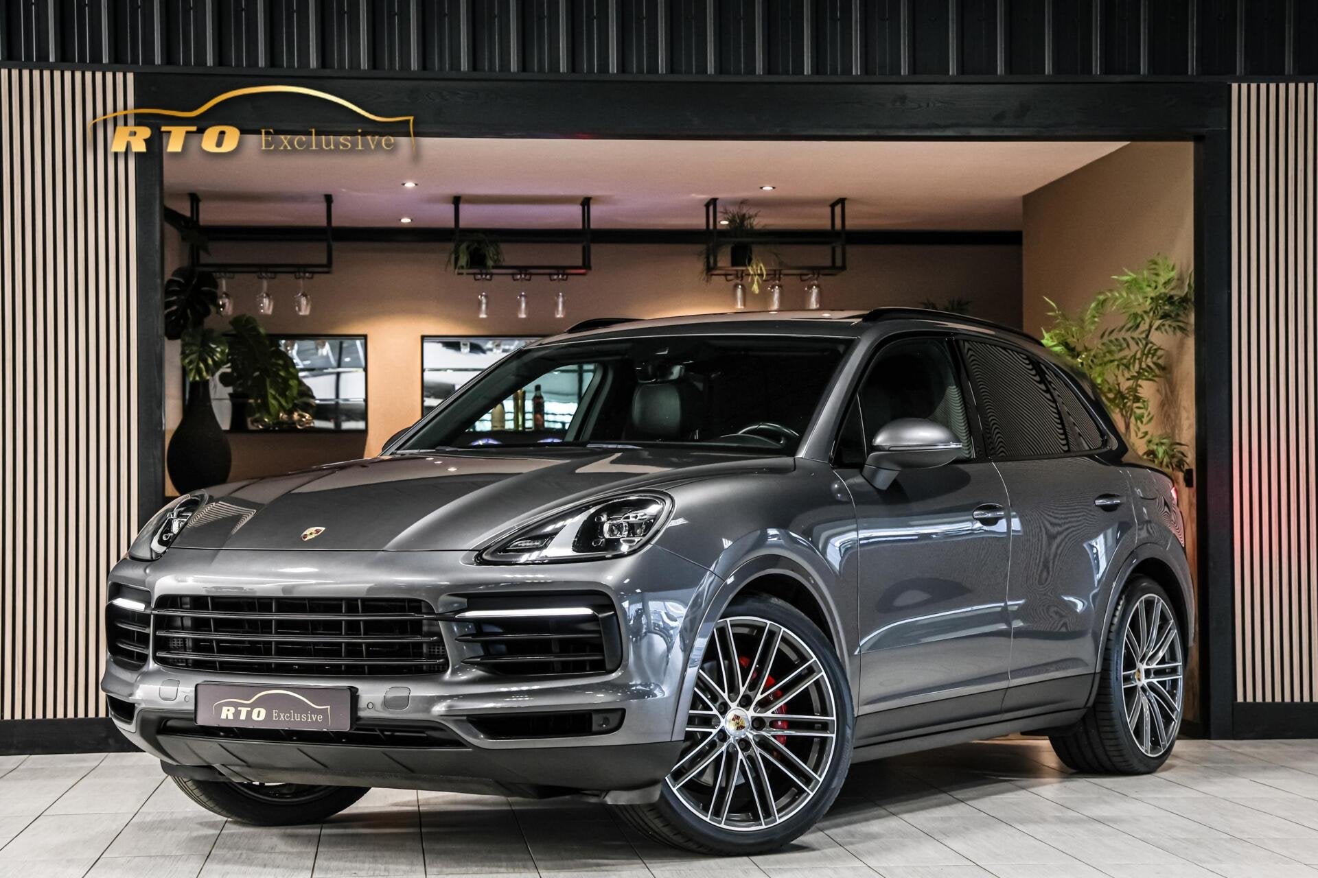 Porsche Cayenne 3.0 E-Hybrid|Dealer ondh.|Sportchrono|477 PK, Auto's, Automaat, 2995 cc, Met garantie (alle), Verblindingsvrij grootlicht