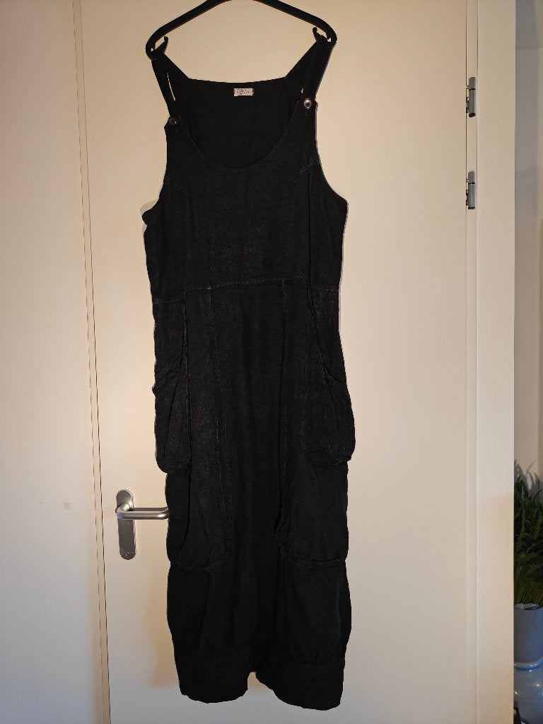 24. Dhío Fashion Lagenlook overgooier jurk zwart, Kleding | Dames, Ophalen of Verzenden, Nieuw, Maat 46/48 (XL) of groter, Zwart