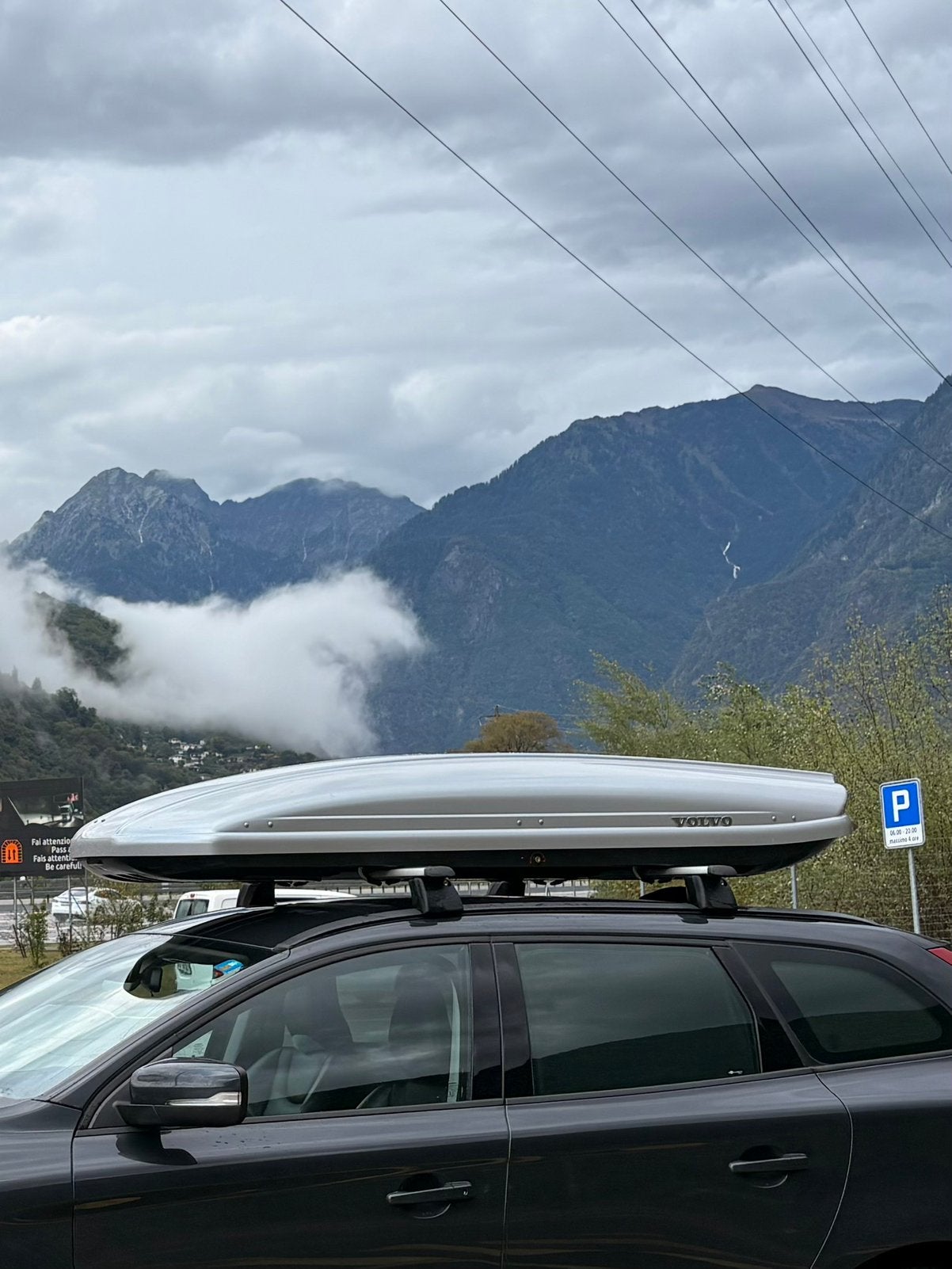 Origineel Volvo/Thule Motion 900 Dakkoffer in goede staat!, Ophalen, Gebruikt