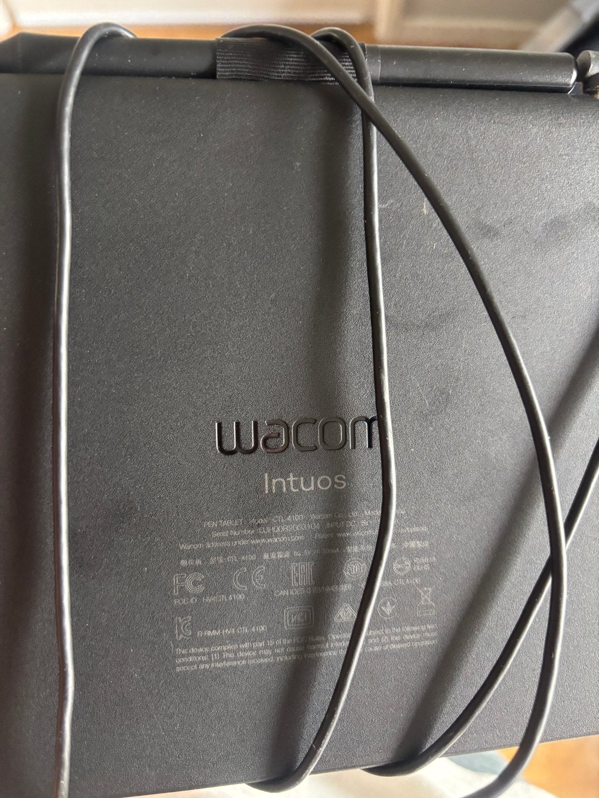 Wacom Intuos tekentablet met pen, Computers en Software, Ophalen of Verzenden, Gebruikt, Bedraad