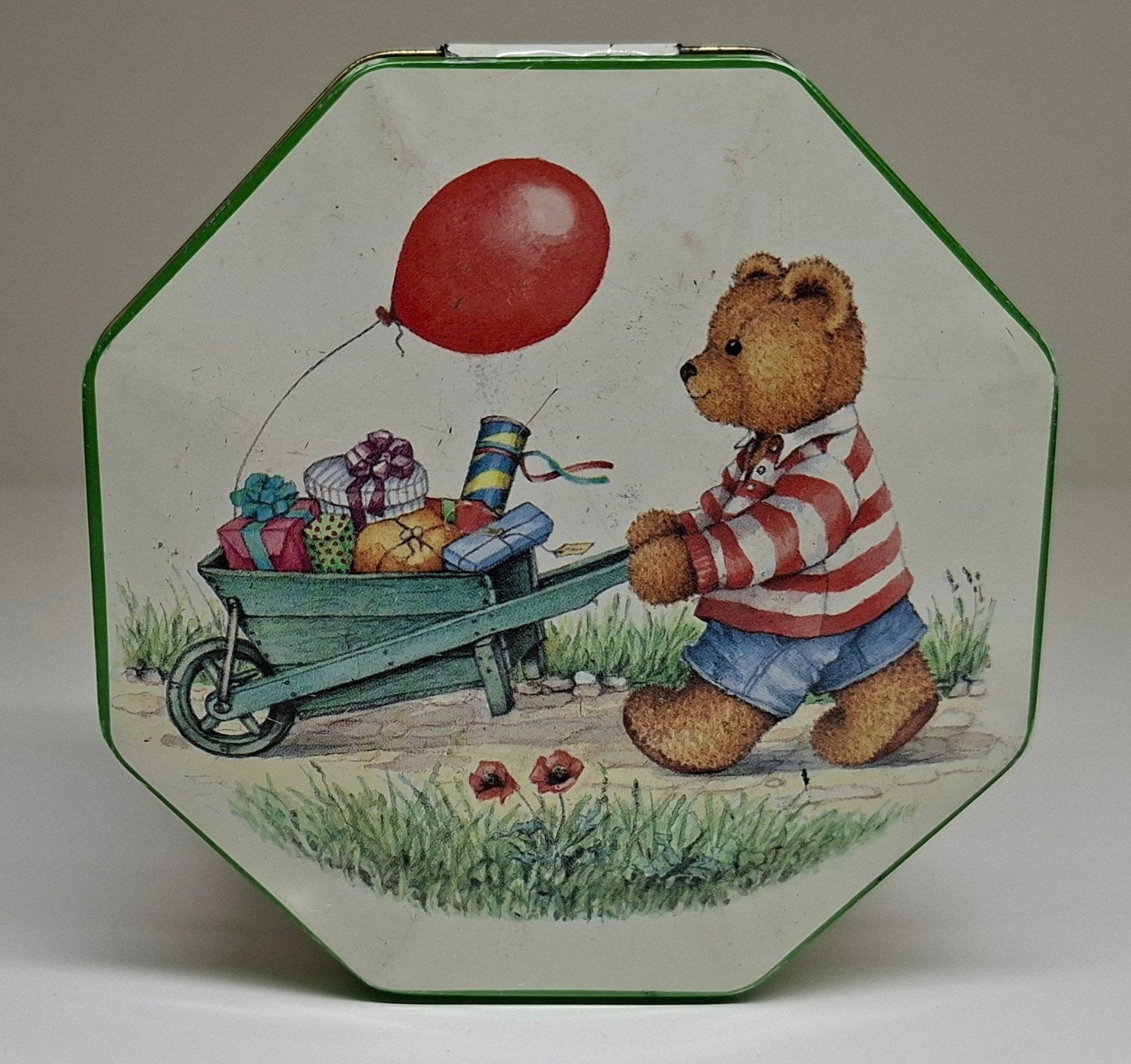Ilona Hertzberger The Teddy Bear Family. Blikje., Ophalen of Verzenden, Zo goed als nieuw, Overige