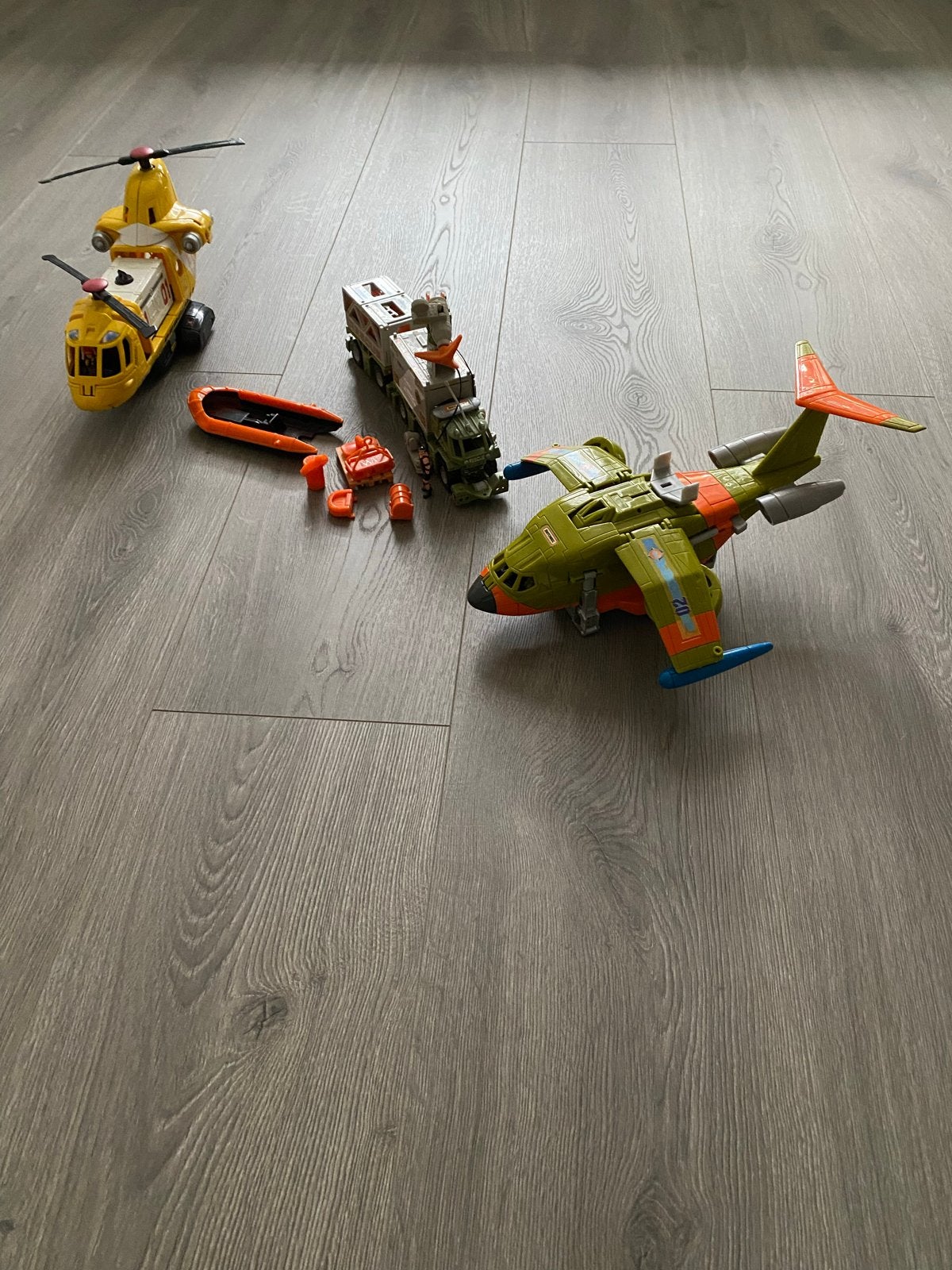Matchbox Rescue speelgoedset: Helikopter, vliegtuig, vrachtw, Ophalen of Verzenden, Zo goed als nieuw