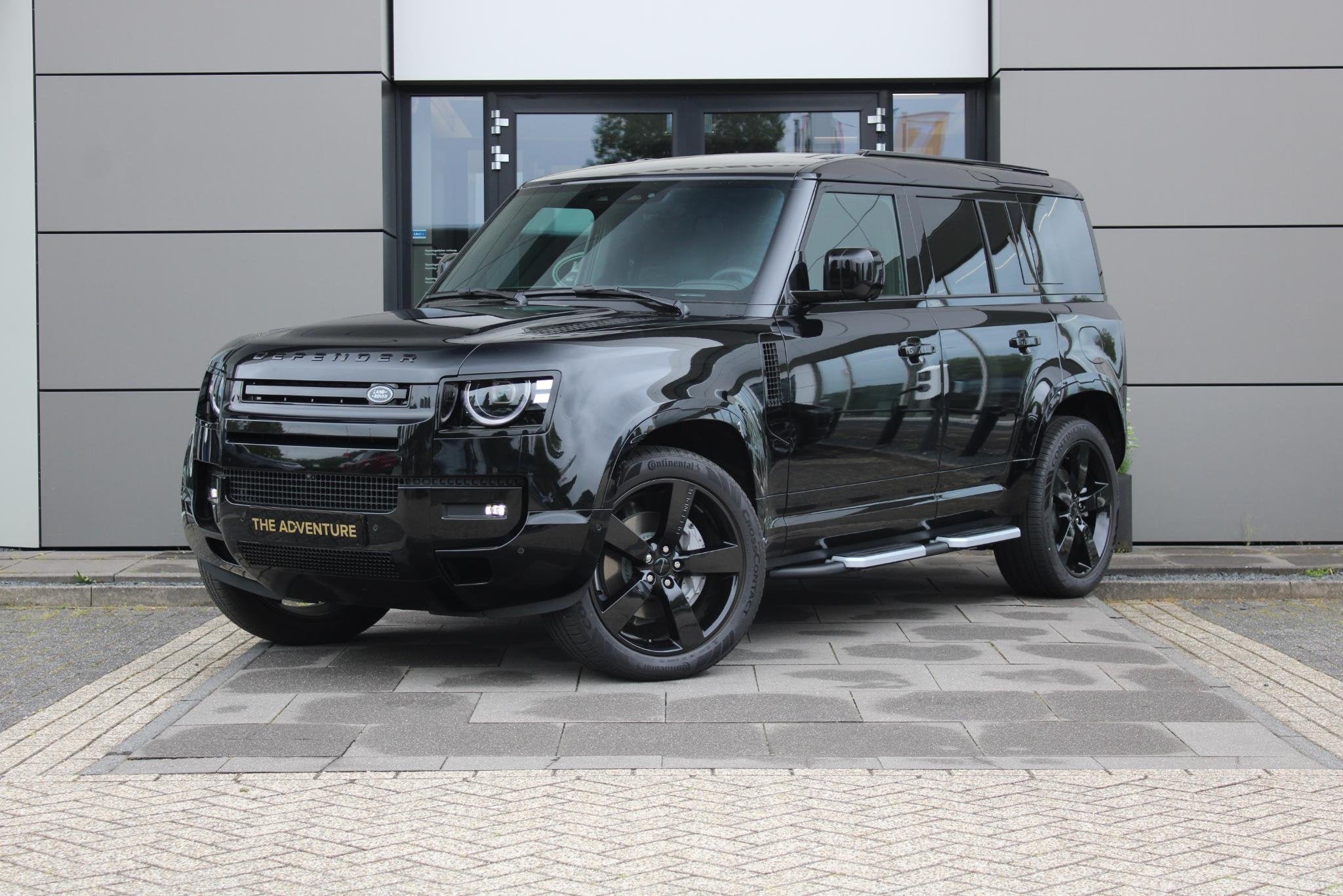 Land Rover Defender 110 P300e X-Dynamic HSE | MY26 | NL | Ko, Auto's, Automaat, Stof, Gebruikt, Met garantie (alle)