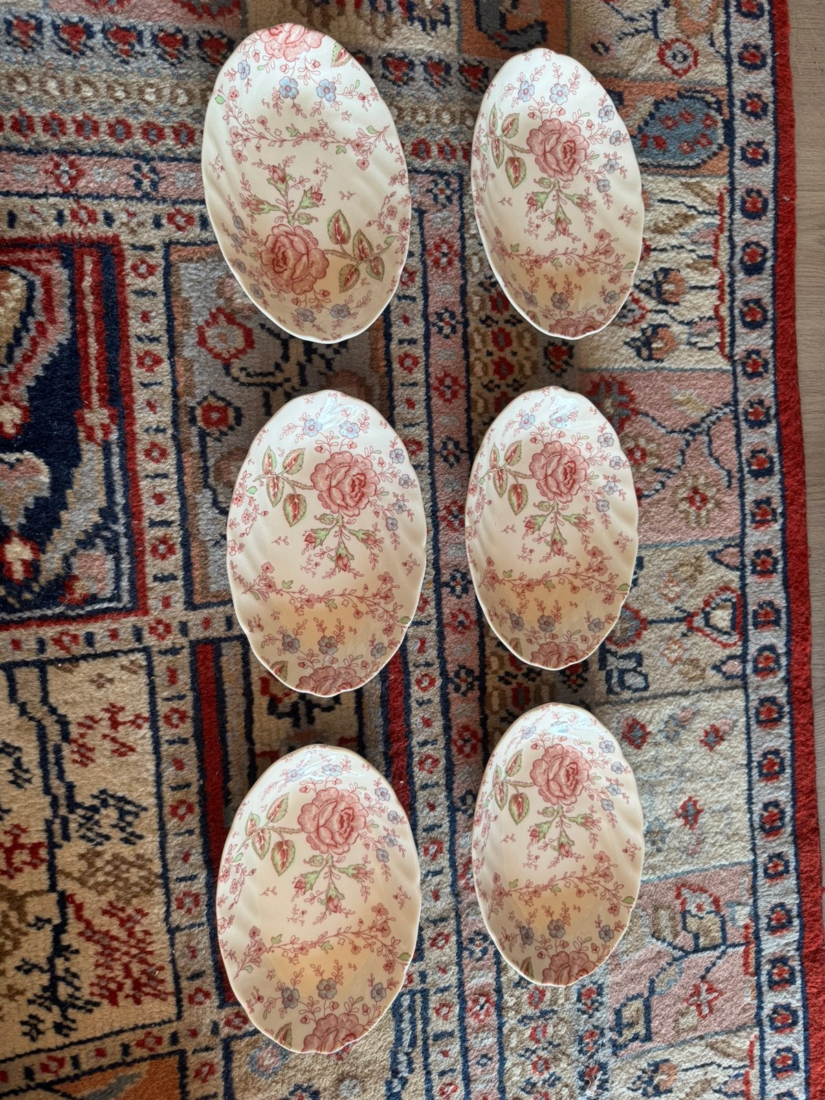 Roze Chintz Johnson Bros 6 ovale schaaltjes, Ophalen