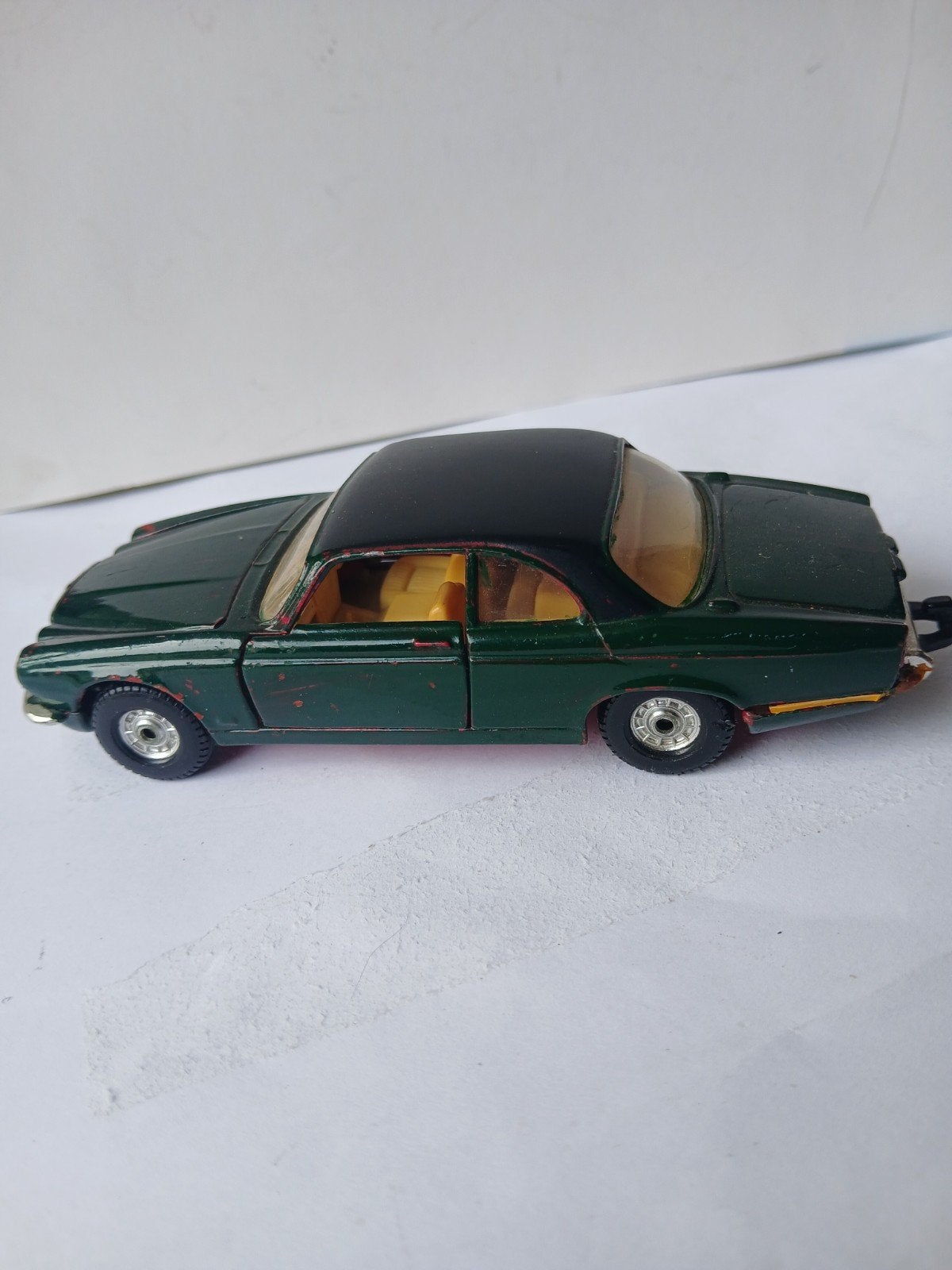 Jaguar XJ12C. Corgi toys, opknapper, Ophalen of Verzenden, Gebruikt, Auto, Corgi