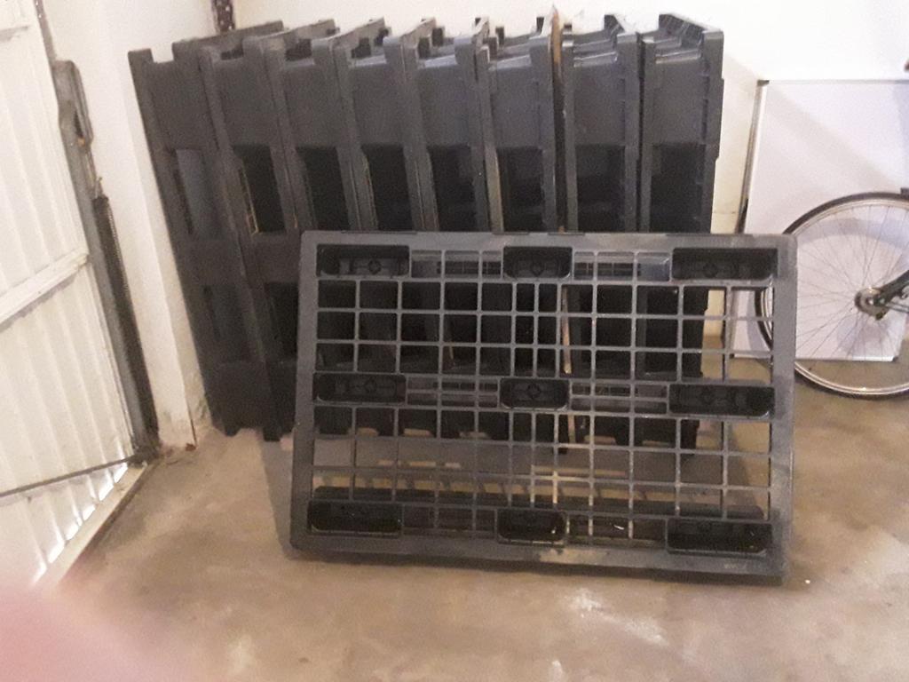 Pallets kunststof, Ophalen of Verzenden, Zo goed als nieuw