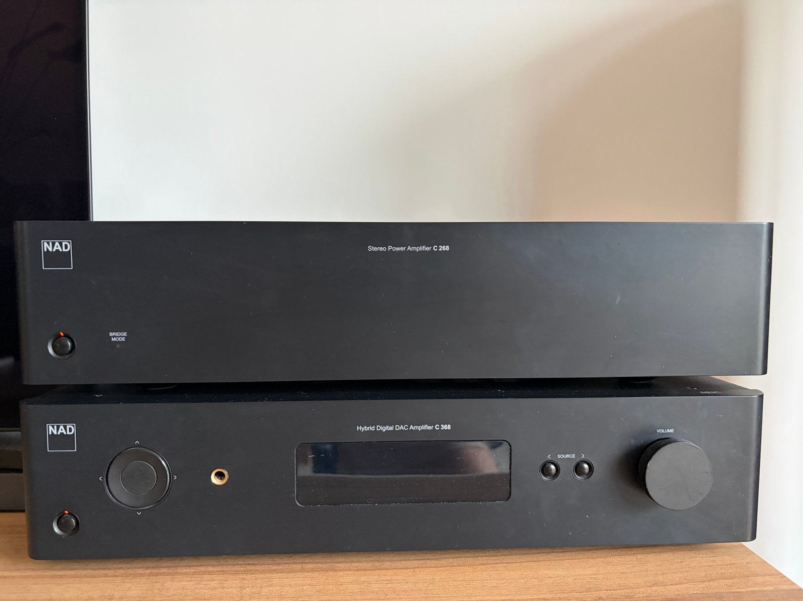 NAD C 368 Hybrid Digital DAC Versterker & C 268 Eindversterk, Audio, Tv en Foto, Versterkers en Receivers, Zo goed als nieuw, Stereo