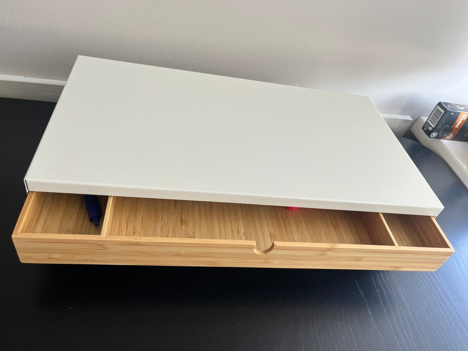 Laptopstandaard monitorstandaard, Computers en Software, Ophalen, Zo goed als nieuw