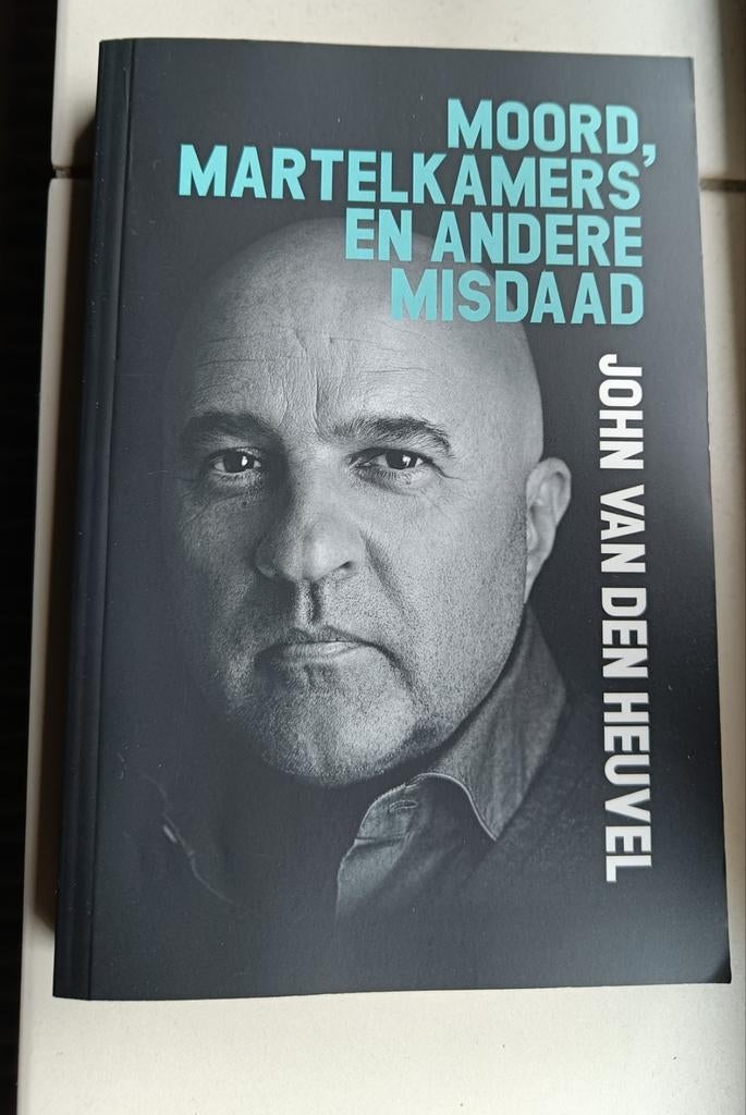 Boek van John van den Heuvel Misdaad, Boeken, Ophalen of Verzenden, Zo goed als nieuw, Nederland