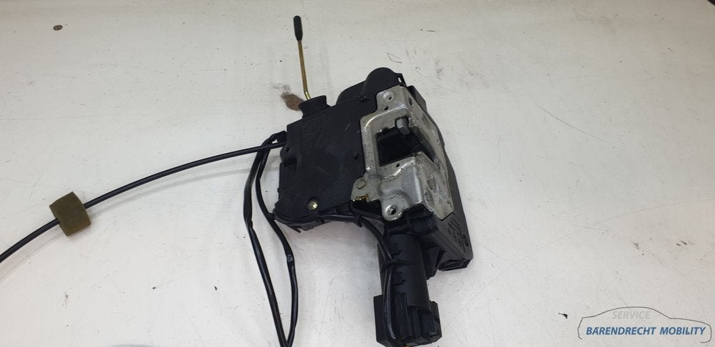 Keyless Go portierslot rechts CLK W209 Mercedes 2097201435 P, Auto-onderdelen, Gebruikt, Mercedes-Benz AG, Mercedes-Benz, Rechts