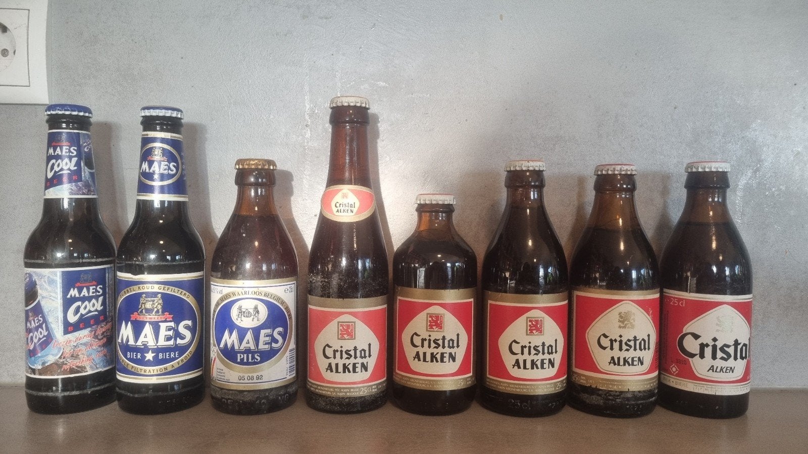 8x Maes & Cristal Alken-Kronenbourg: 3x <'88/88/92/96/99/00, Verzamelen, Biermerken, Zo goed als nieuw, Flesje(s), Overige merken