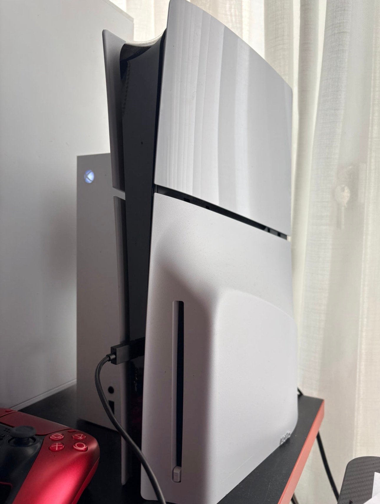 PS5 disc editie, Ophalen, Zo goed als nieuw, Met 2 controllers, Slim