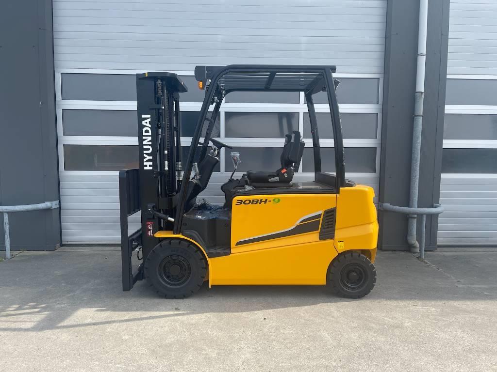Hyundai 3 ton elektrische heftruck Hyundai 30BH-9 nieuw vo, Zakelijke goederen, Machines en Bouw | Heftrucks en Intern transport