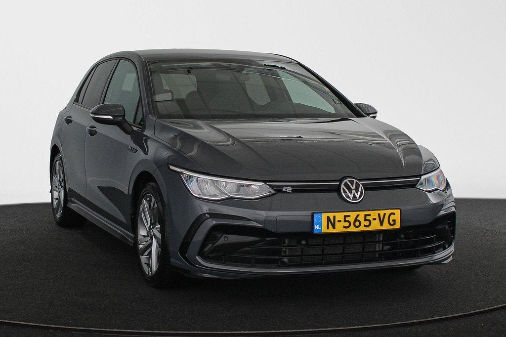 Volkswagen Golf 1.5 eTSI R-Line Business 150pk Automaat Navi, 4 cilinders, 150 pk, Automatische klimaatregeling, 1500 kg
