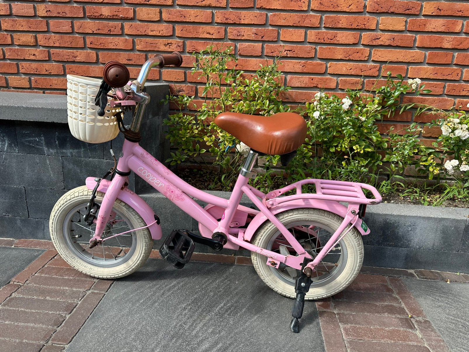 Kinder fiets 12 inch, Ophalen, Terugtraprem, Zijwieltjes, Gebruikt