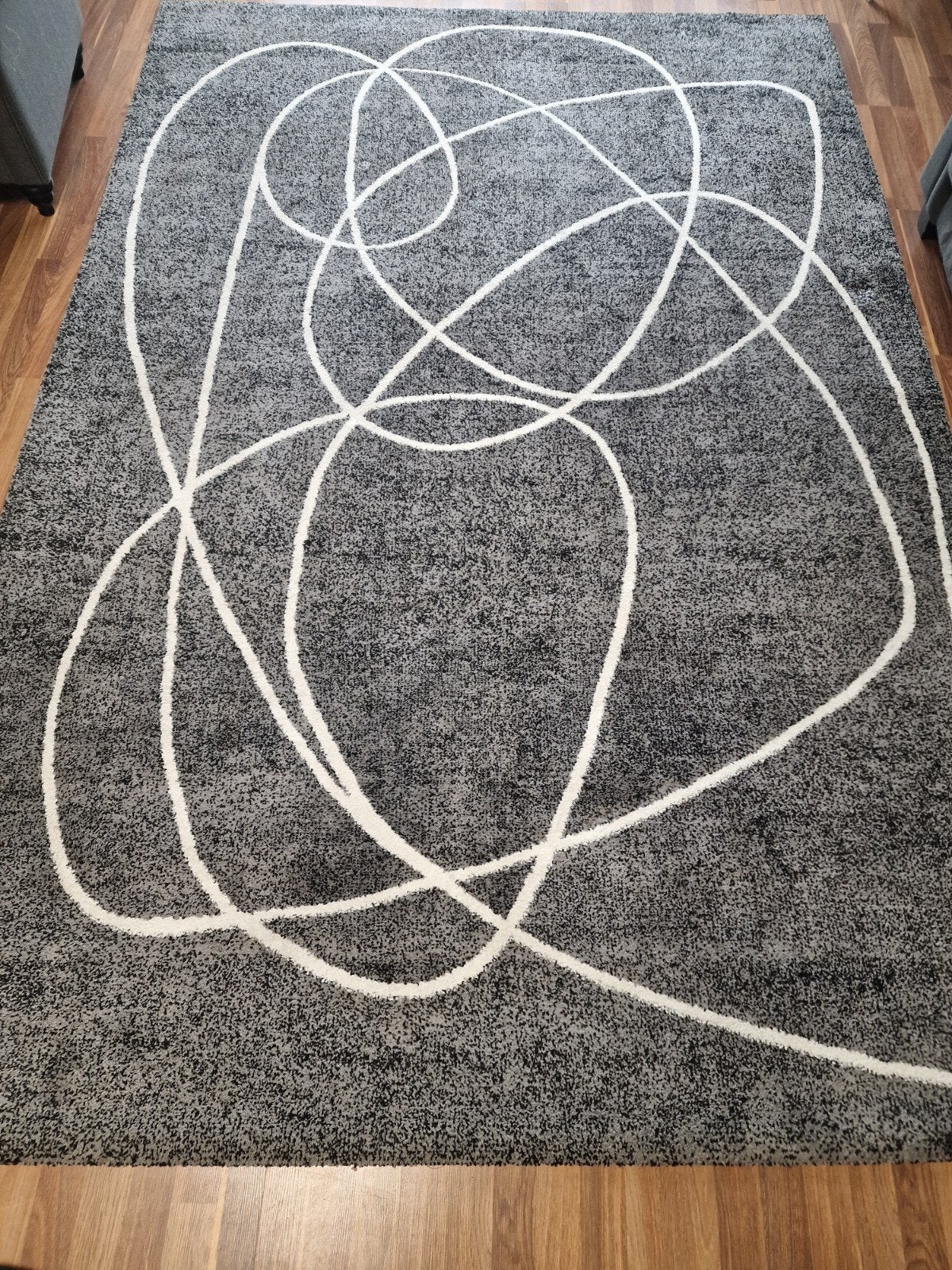 Modern Grijs Tapijt met Abstract Wit Patroon, Huis en Inrichting, Stoffering | Tapijten en Kleden, Wit, 150 tot 200 cm, 200 cm of meer