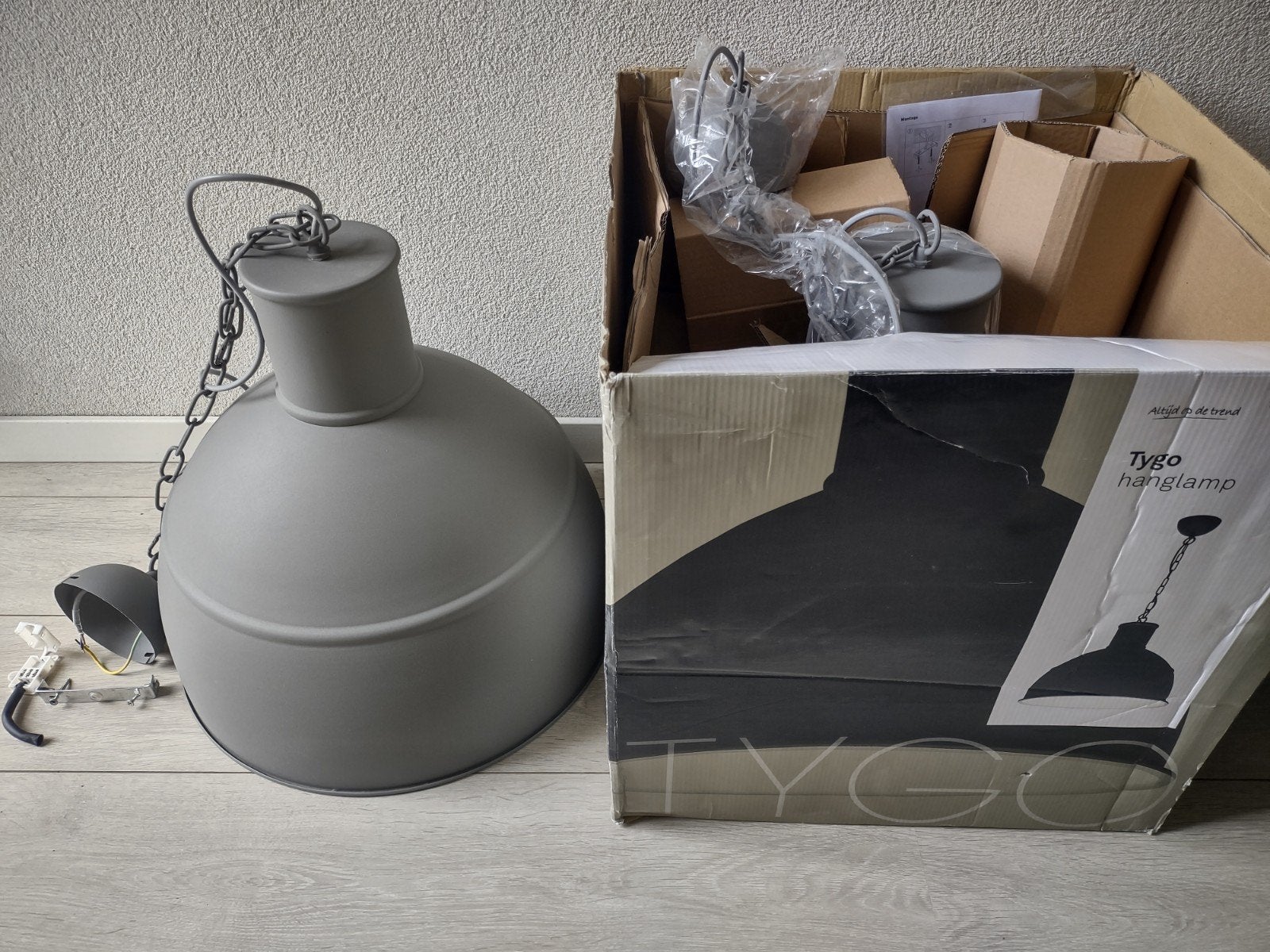1 Karwei Hanglamp Tygo grijs (nieuw in doos), Ophalen, Zo goed als nieuw, Metaal, Industrieel