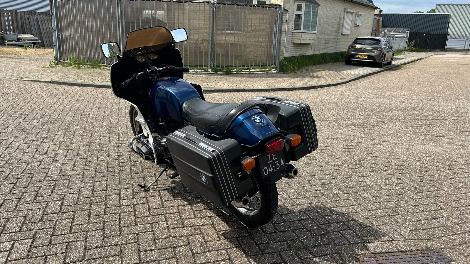 Foto 10 van BMW R100 RS - 1977 - Nieuwe accu, gereviseerde voorvorken