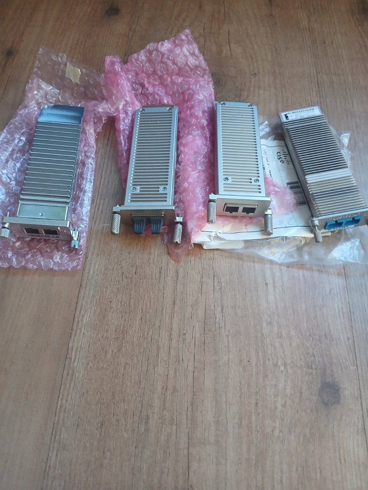Cisco XENPAK-10GB-LR+ en XENPAK-10GB-LX4 Transceivers, Verzenden