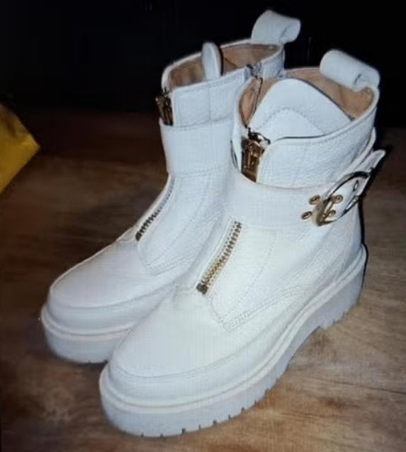 Nieuwe Boots /sneakers., Overige kleuren, Nieuw, Ophalen of Verzenden, Sneakers of Gympen