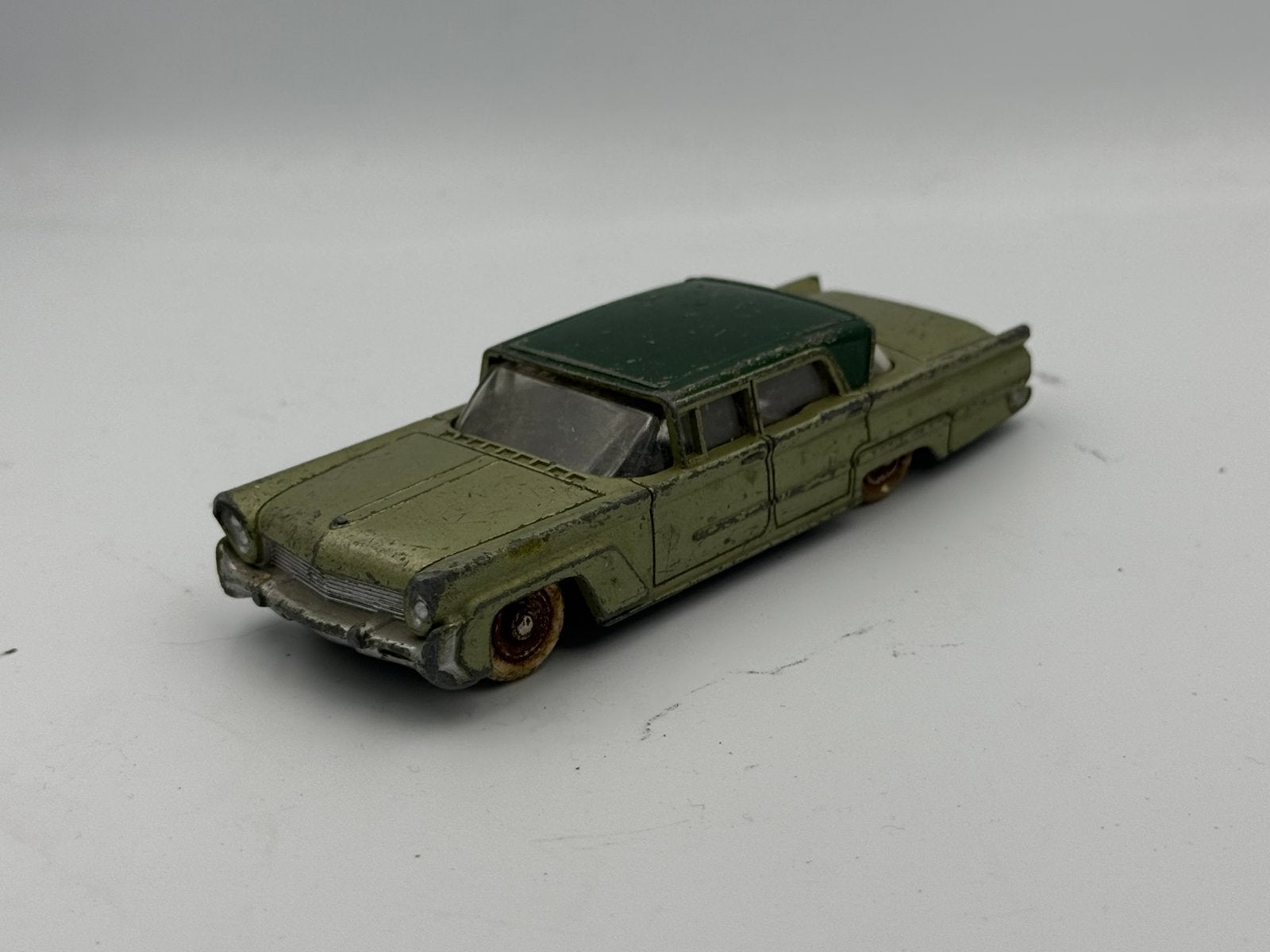 Dinky Toys Lincoln Premiere d.d. 1957, Ophalen of Verzenden, Zo goed als nieuw, Auto, Dinky Toys