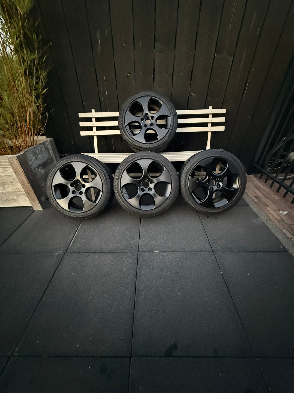 GOLF GTI VELGEN MET NIEUWE WINTERBANDEN, Ophalen, Gebruikt, Volkswagen