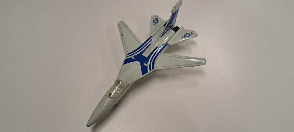 Road Champs 1980's diecast F-111, Hobby en Vrije tijd, Modelbouw | Vliegtuigen en Helikopters, Overige merken, 1:144 tot 1:200
