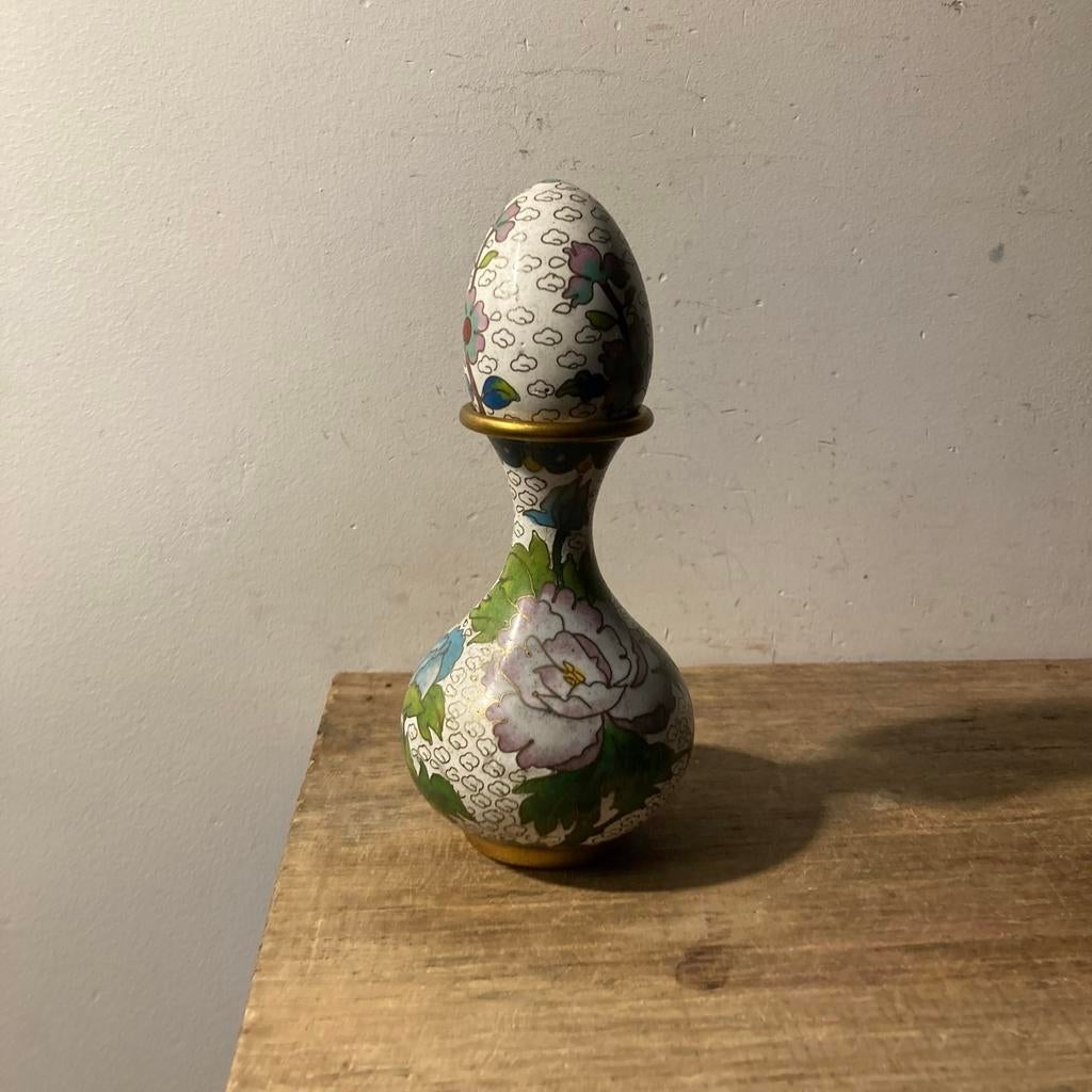 Prachtige Chinese Cloisonné Vaas met Ei-vormig Deksel, Ophalen of Verzenden
