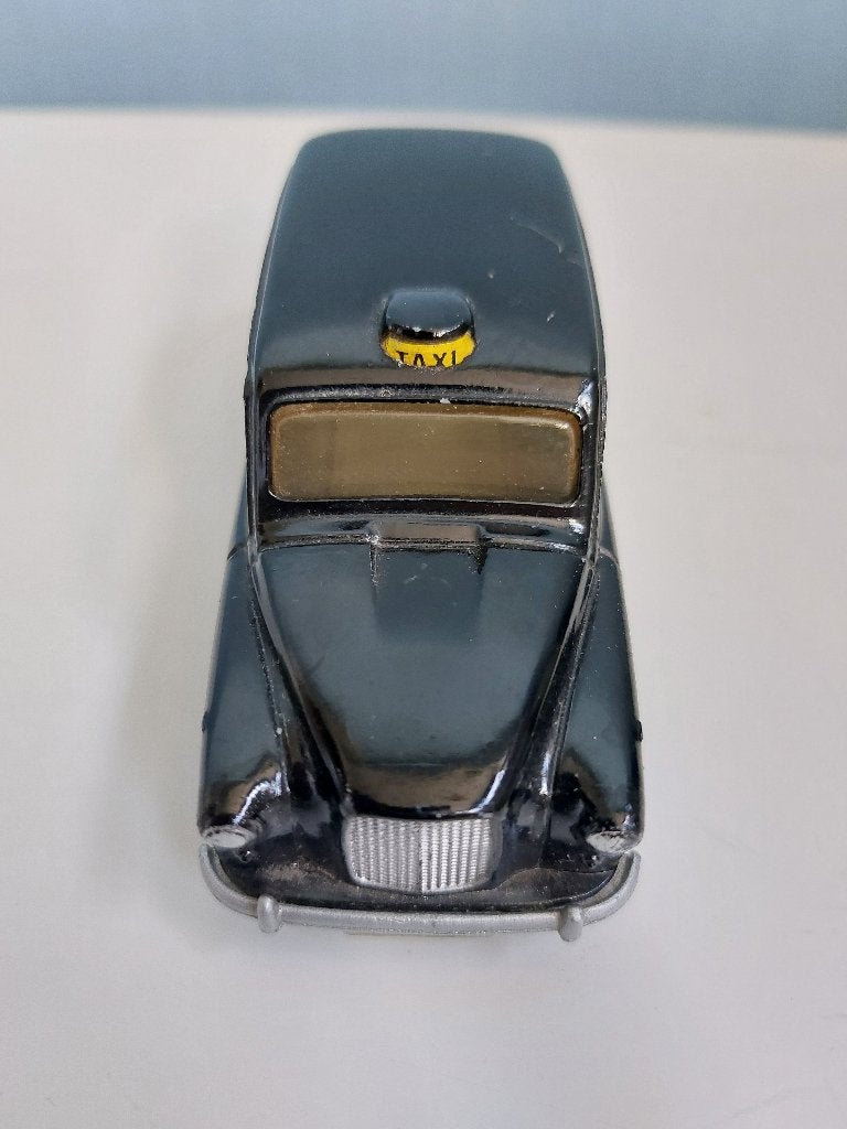 London  taxi Cab Budgie models 10,5 cm.lengte, 3,5 cm.breed, Ophalen of Verzenden, Gebruikt, Auto's