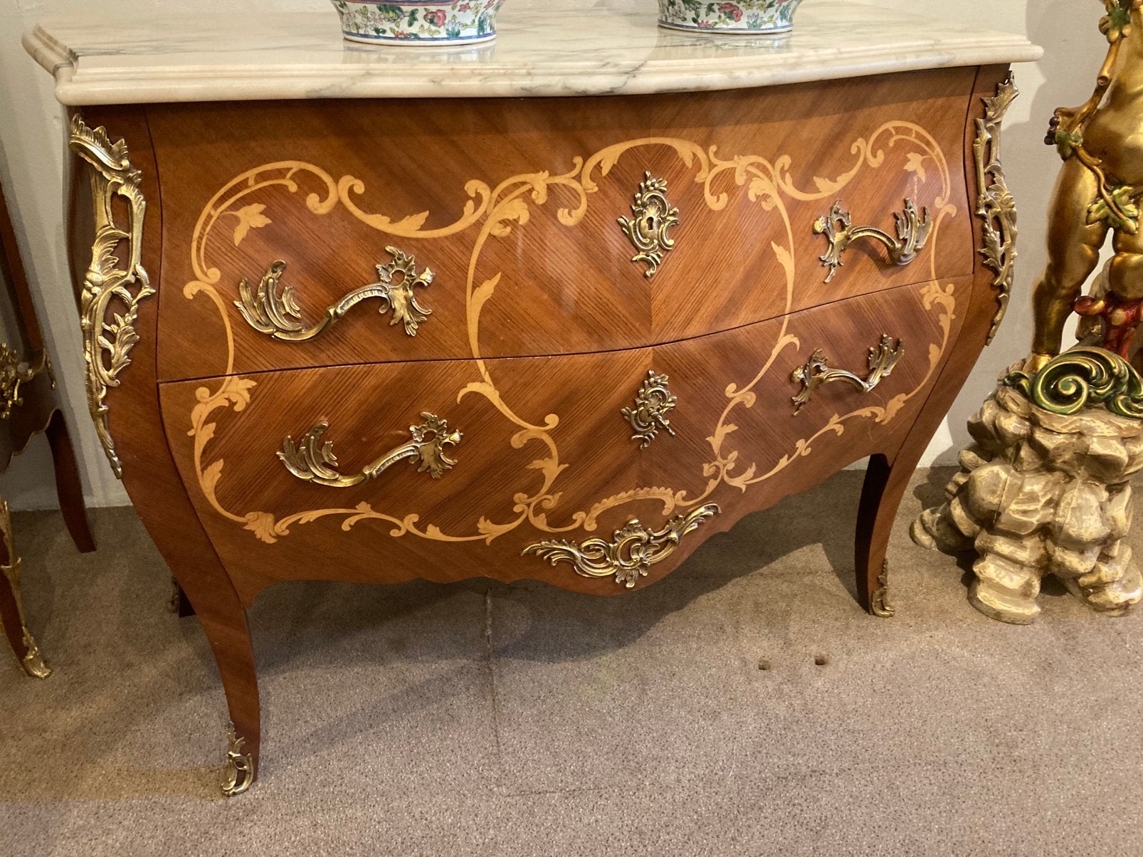 Prachtige antieke marqueterie gebogen commode, Ophalen
