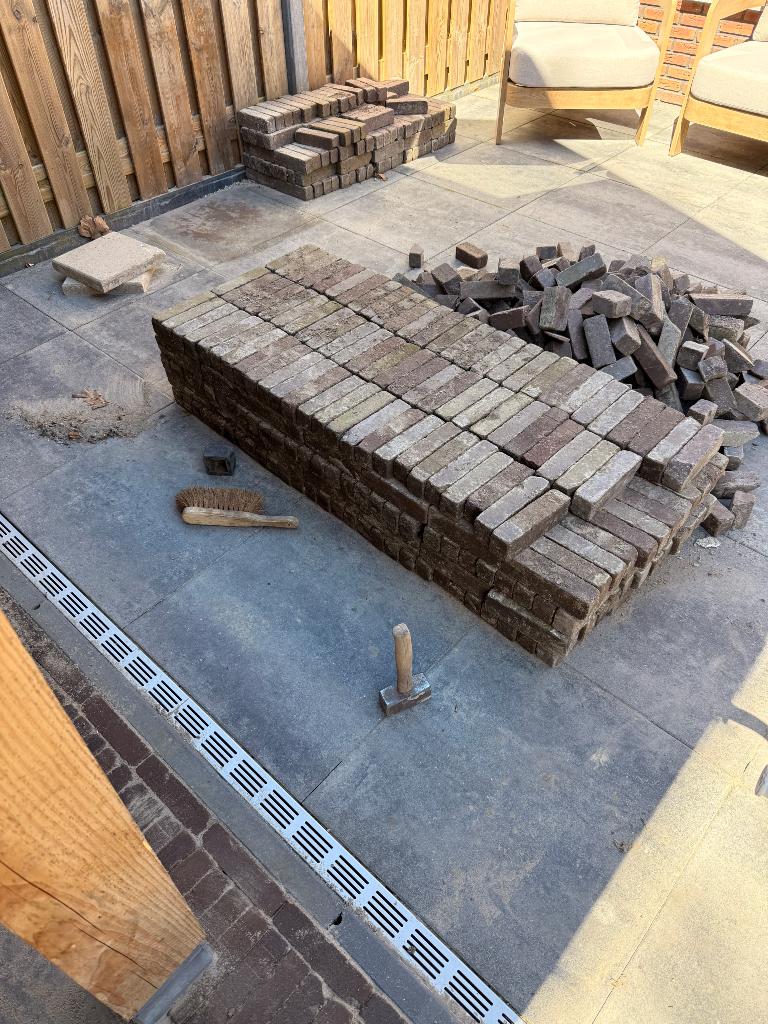 Waaltjes +-6,5m2, Tuin en Terras, Ophalen, Gebruikt, Klinkers, 5 tot 10 m²