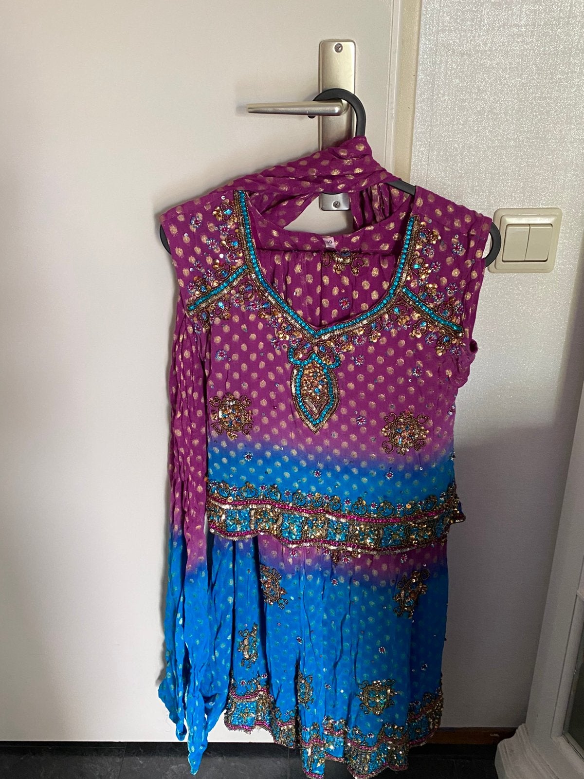 Lehenga, Maat 38/40 (M), Zwart, Ophalen of Verzenden, Zo goed als nieuw