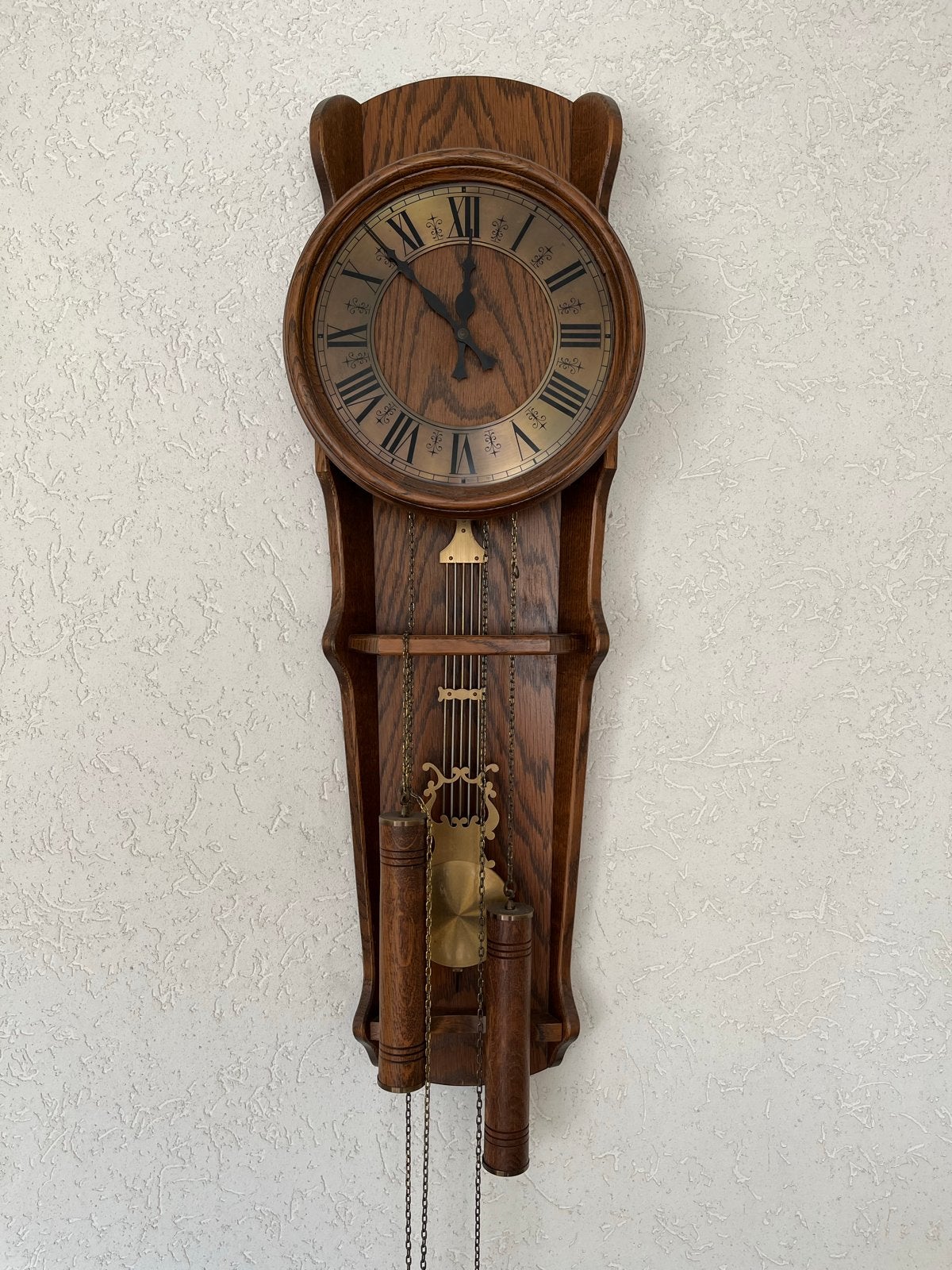 Antieke houten wandklok met slinger en gewichten, Ophalen