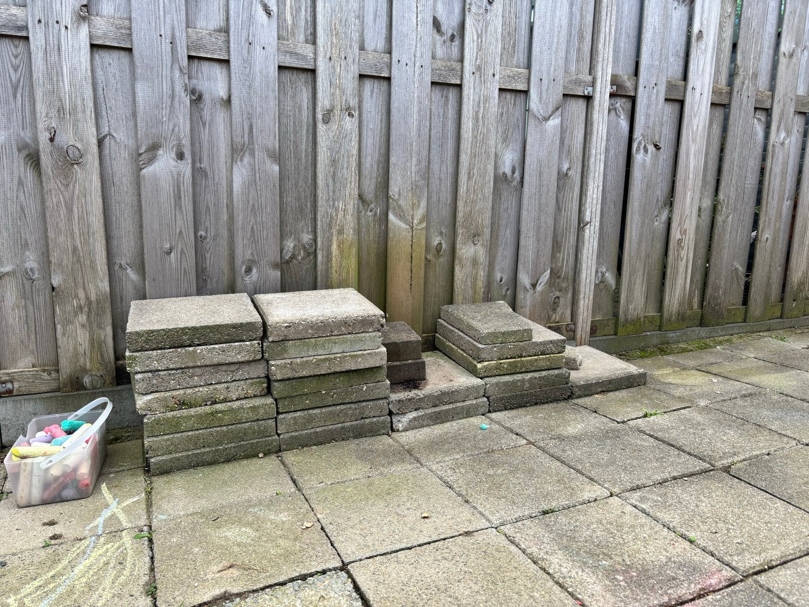 Ongebruikte tuintegels gratis, Tuin en Terras, Ophalen of Verzenden, Nieuw, Beton, Terrastegels