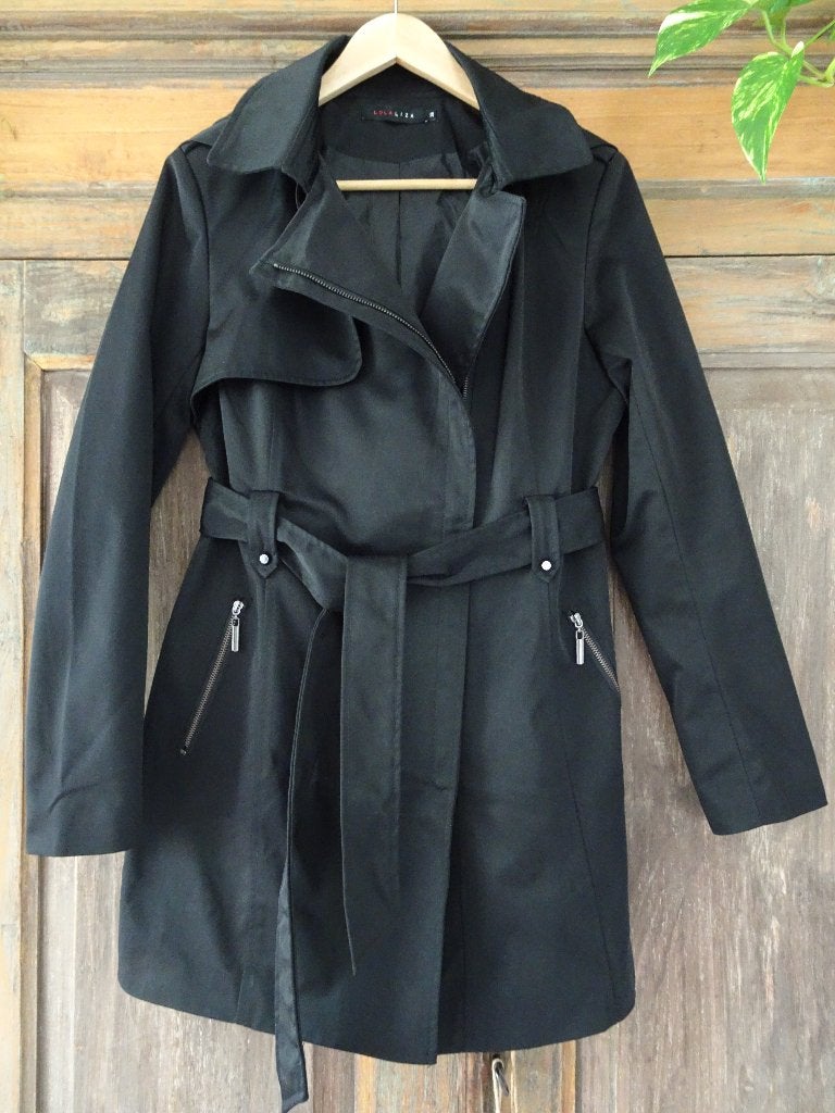 LOLA LIZA trenchcoat najaars voorjaars jas maat 38, Kleding | Dames, Jassen | Winter, Ophalen of Verzenden, Zo goed als nieuw