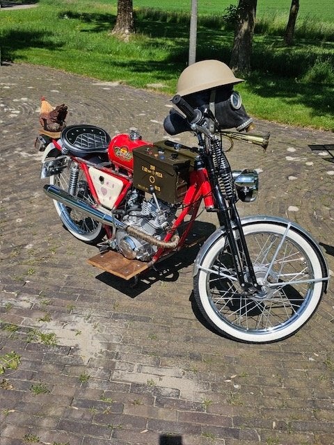 bromfiets oldtimer, Fietsen en Brommers, Maximaal 45 km/u, Ophalen, Overige merken, 4 versnellingen