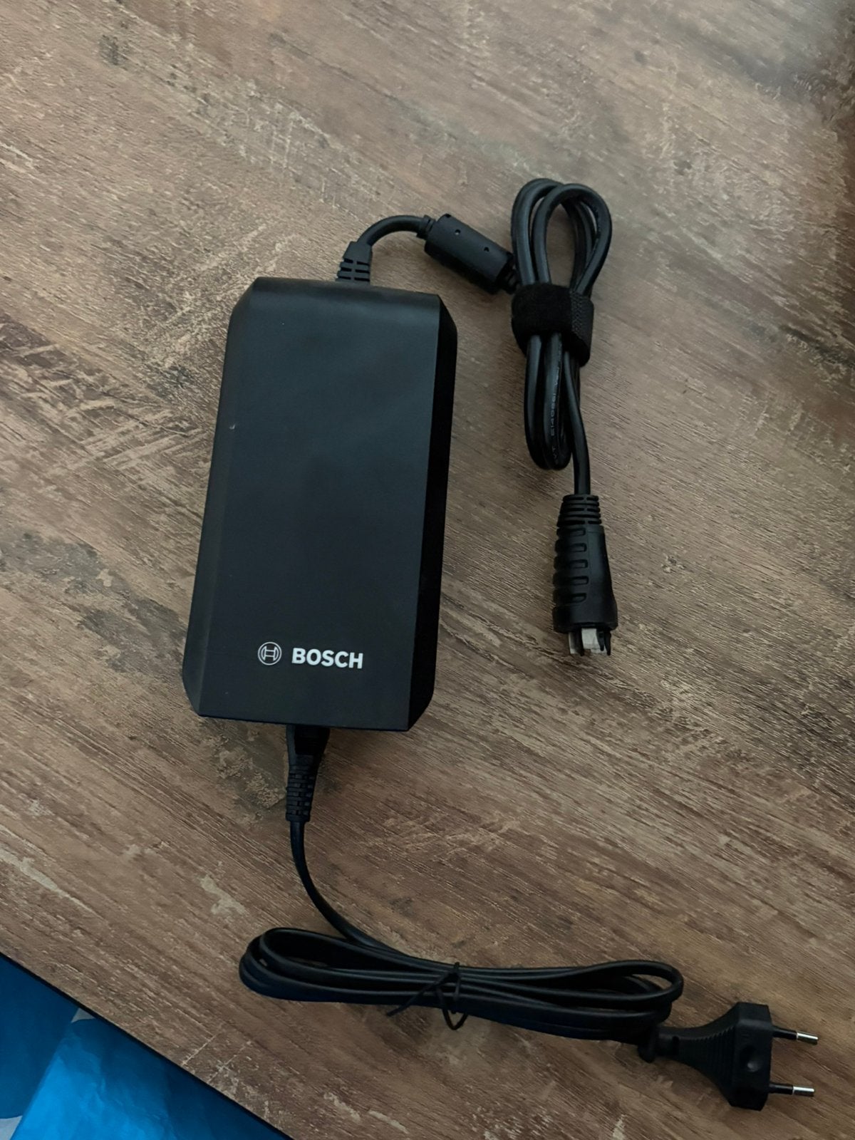 Bosch oplader 4A BSC220 nieuw, Ophalen