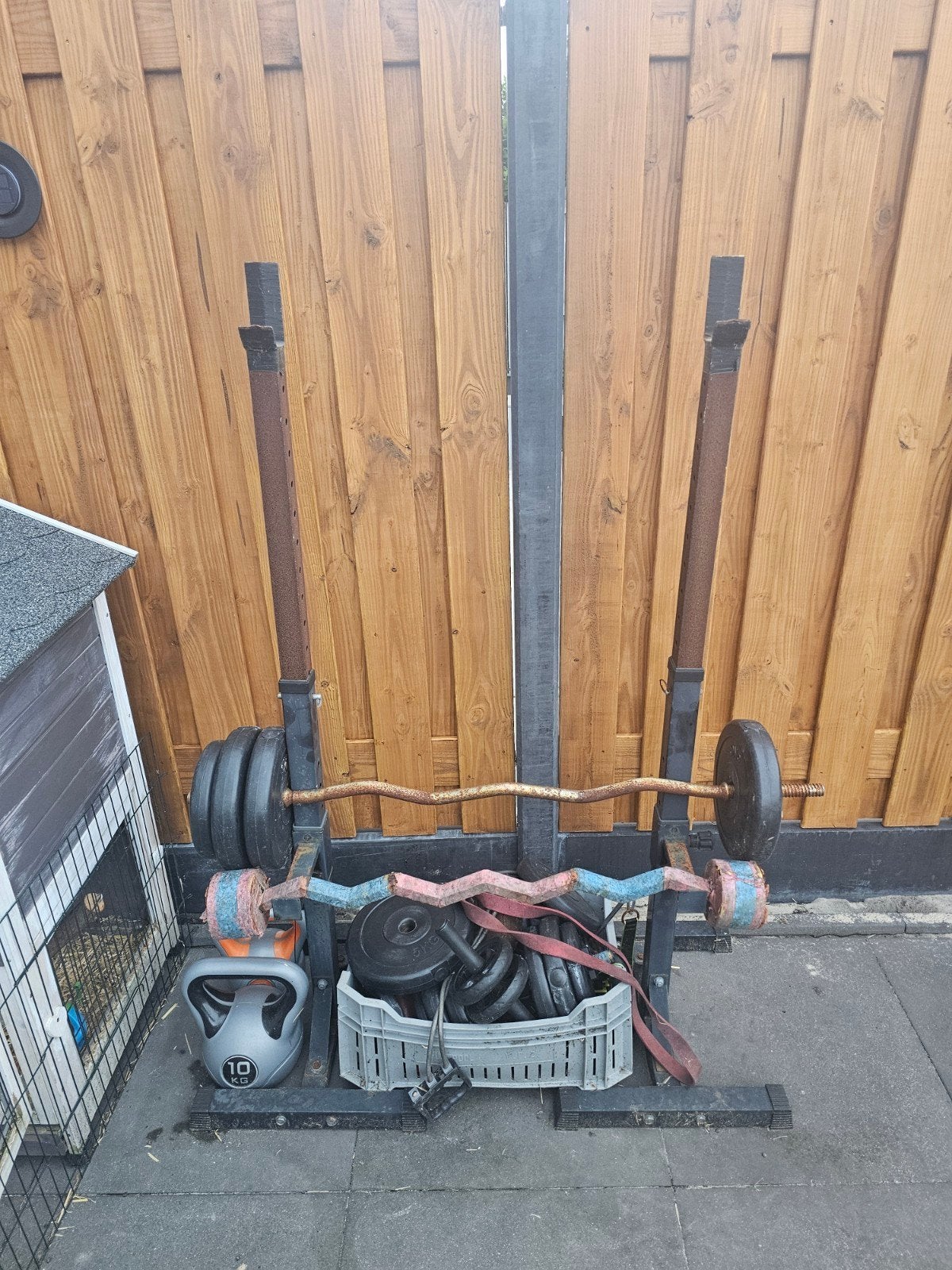 Squatrek met halterstangen, schijven en kettlebell, Sport en Fitness, Ophalen, Gebruikt, Rug, Halterstangen